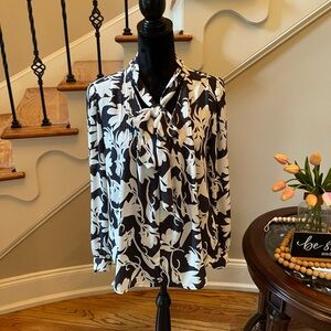 J. Crew Blue and White Long Sleeve Tie Front Blouse Sz 8